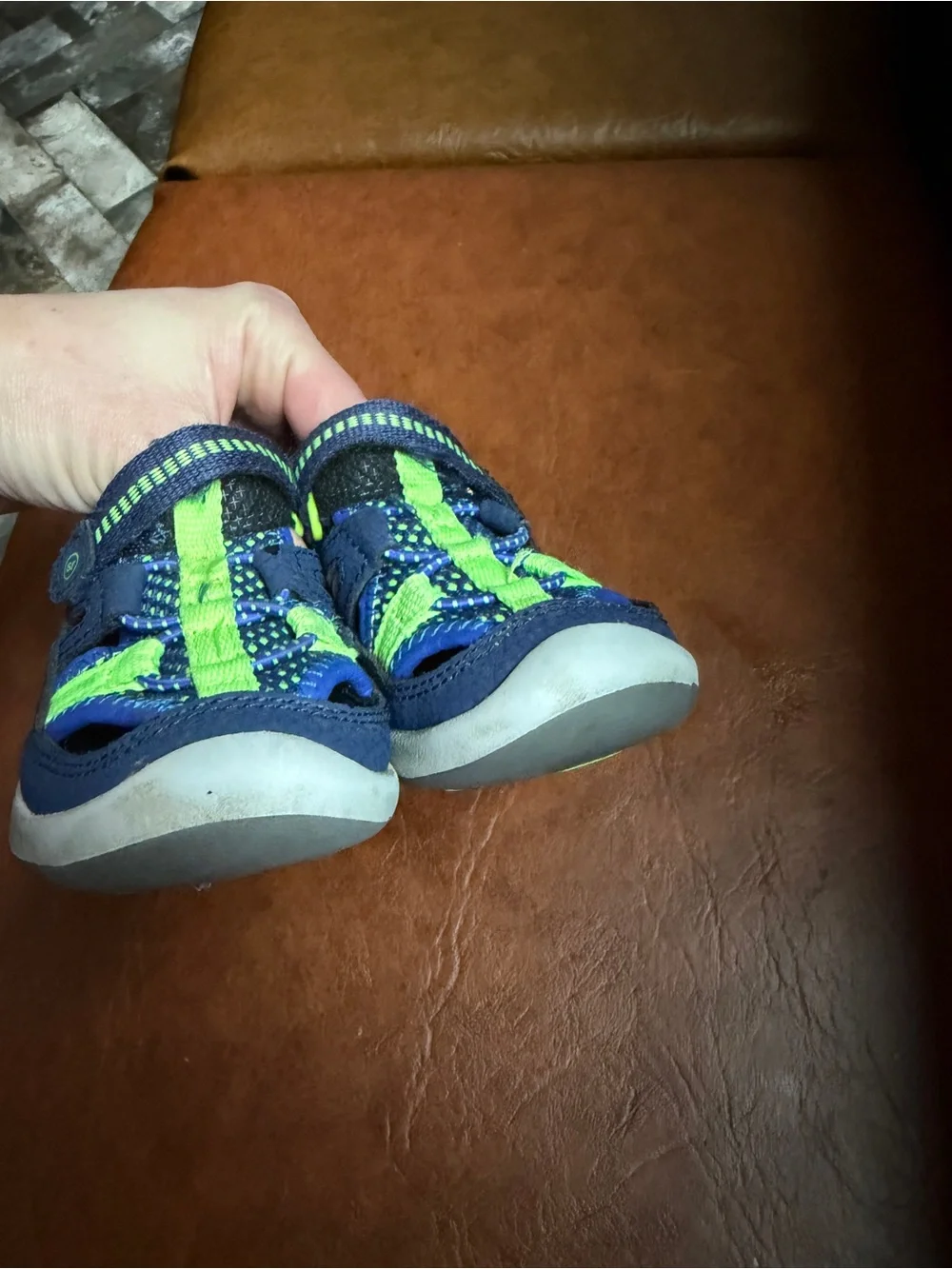 Stride Rite SRT Wade 2.0 boys sandals size 5.5W